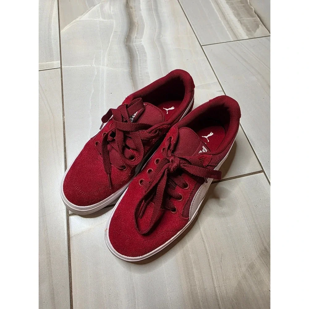 Puma Smash v2 Burgundy Suede Low Top Sneakers Mens‎ 8.5 382880-01 Maroon White